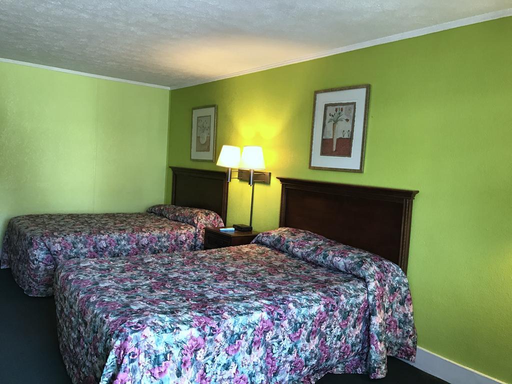 Economy Inn Данвил Екстериор снимка